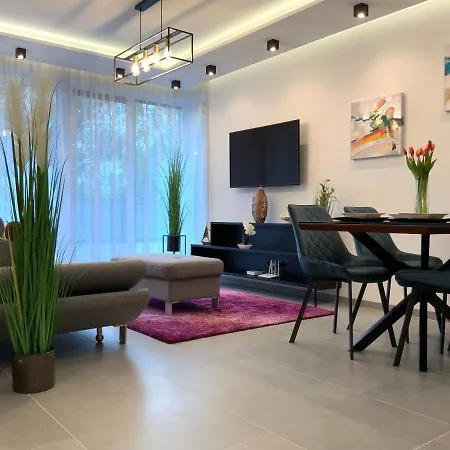 Korona Szallashely Keszthely Apartment